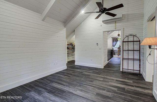 2500 Joe Brown Hwy, Tellico Plains, TN 37385