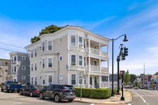 401 Cabot St 2, Beverly, MA 01915