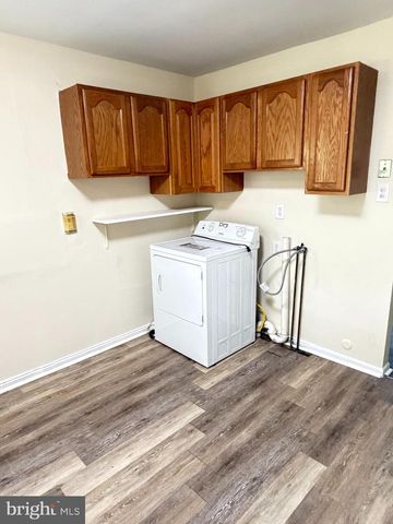 2666 W MORELAND RD, Huntingdon Valley, PA 19006