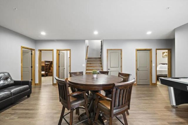 210 Deep Forest, Hollister, MO 65672