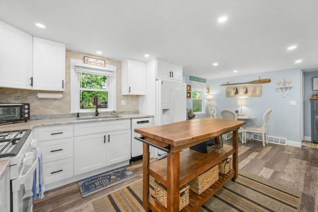 51 Prospect Avenue, Yarmouth, MA 02673