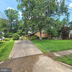 2512 CULPEPER RD, Alexandria, VA 22308