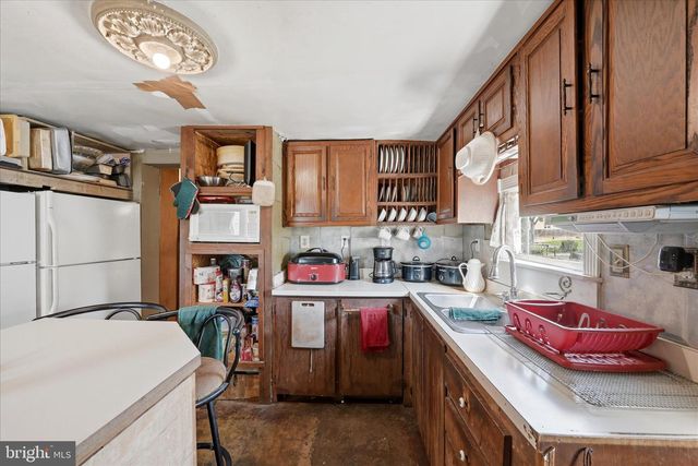 101 S GEORGE ST, Ranson, WV 25438