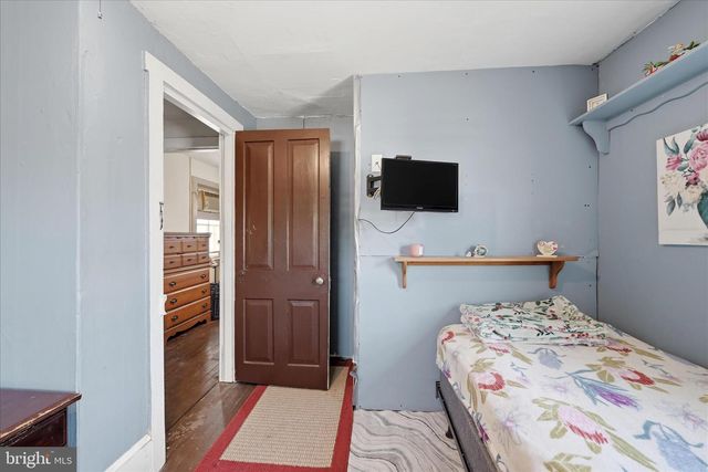 101 S GEORGE ST, Ranson, WV 25438
