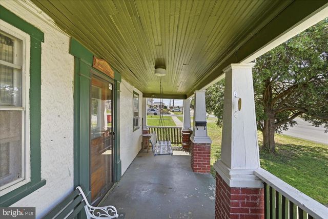 101 S GEORGE ST, Ranson, WV 25438