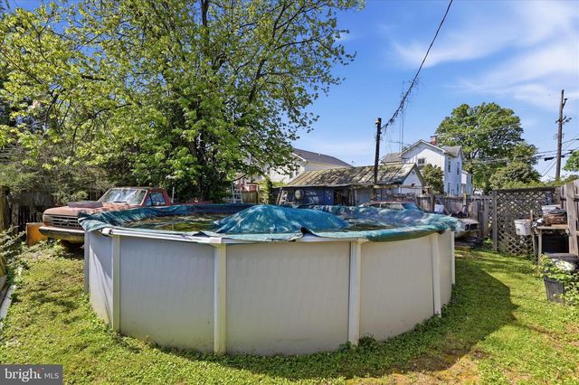 101 S GEORGE ST, Ranson, WV 25438