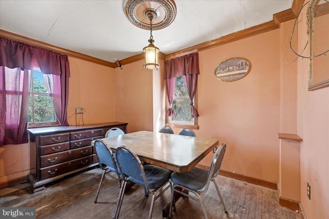 101 S GEORGE ST, Ranson, WV 25438