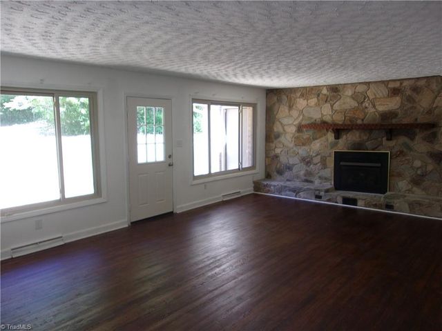 1300 Kentucky Street, High Point, NC 27262
