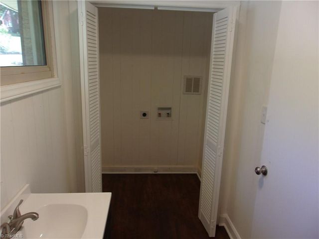 1300 Kentucky Street, High Point, NC 27262