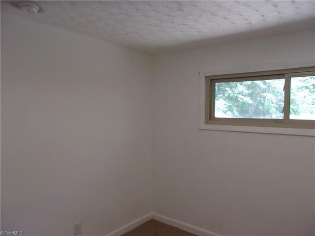 1300 Kentucky Street, High Point, NC 27262