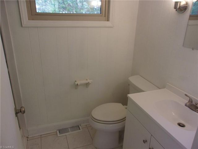1300 Kentucky Street, High Point, NC 27262