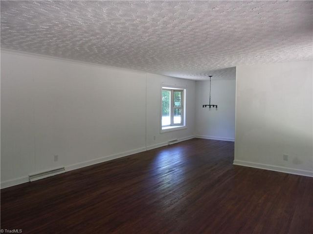 1300 Kentucky Street, High Point, NC 27262