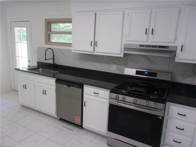 1300 Kentucky Street, High Point, NC 27262