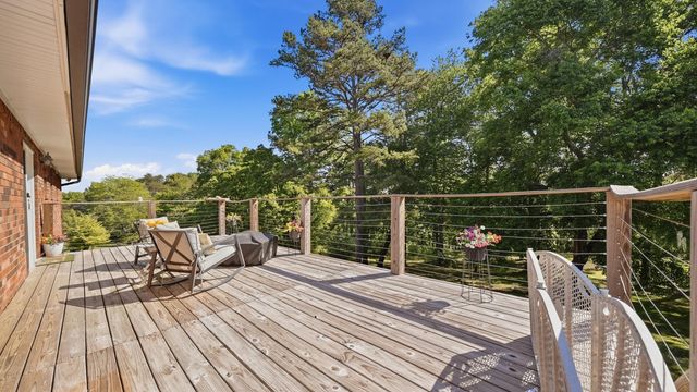 10212 Lovell Road, Soddy Daisy, TN 37379