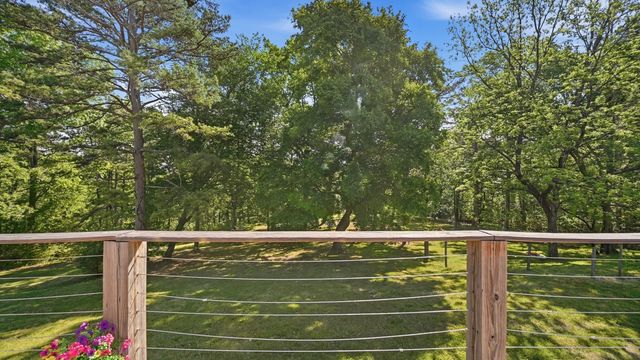 10212 Lovell Road, Soddy Daisy, TN 37379
