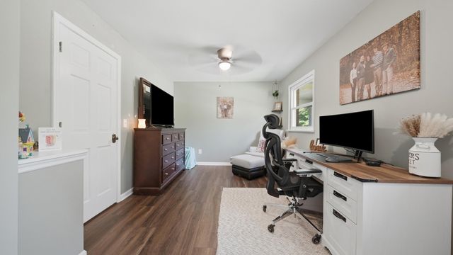 10212 Lovell Road, Soddy Daisy, TN 37379