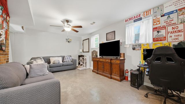 10212 Lovell Road, Soddy Daisy, TN 37379