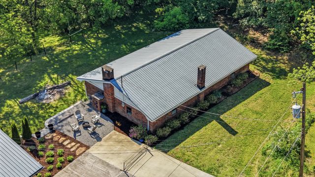 10212 Lovell Road, Soddy Daisy, TN 37379