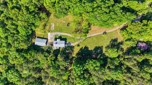 10212 Lovell Road, Soddy Daisy, TN 37379