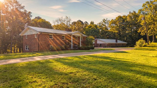 10212 Lovell Road, Soddy Daisy, TN 37379