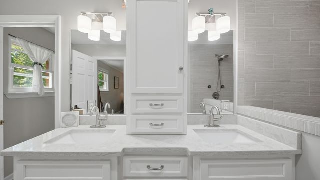 10212 Lovell Road, Soddy Daisy, TN 37379
