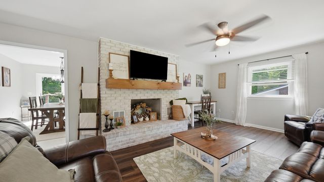 10212 Lovell Road, Soddy Daisy, TN 37379