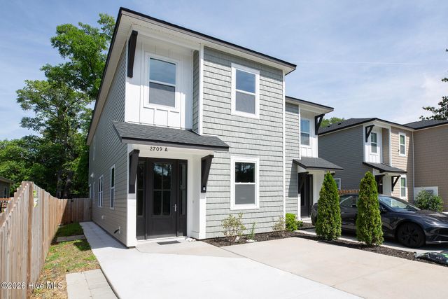 2709 Worth Drive Unit A, Wilmington, NC 28412