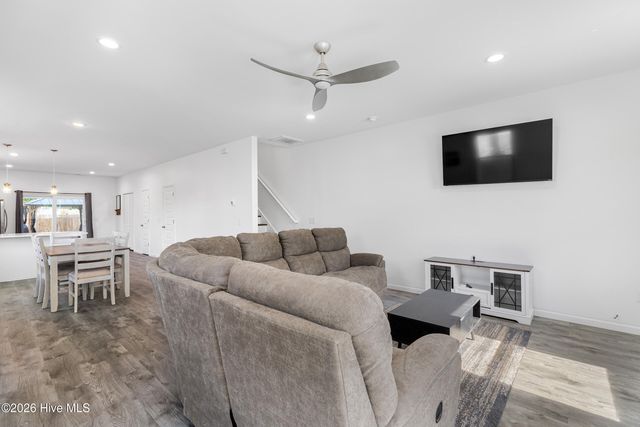 2709 Worth Drive Unit A, Wilmington, NC 28412