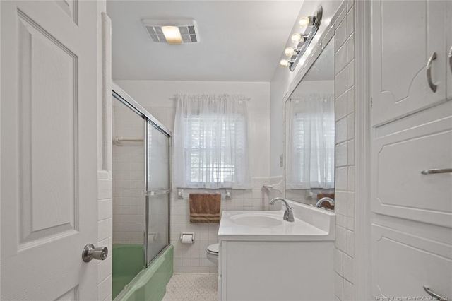 613 E 3rd Avenue, Red Springs, NC 28377