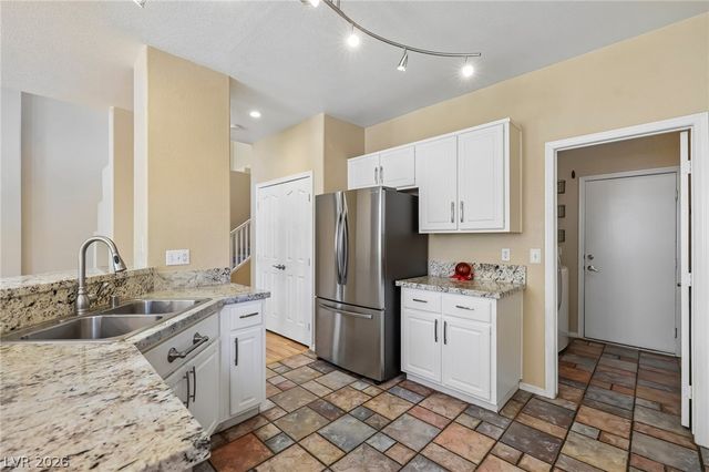 1727 Millstream Way, Henderson, NV 89074