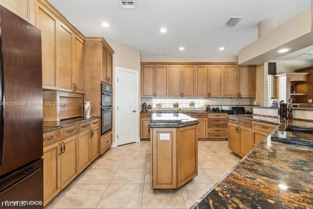 1524 Columbian DR, Punta Gorda, FL 33950