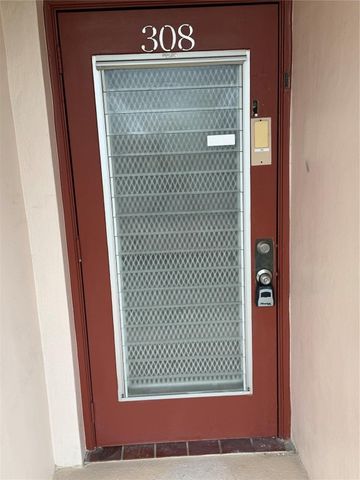 10145 Sunrise Lakes 308, Sunrise, FL 33322