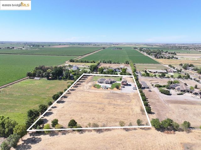 430 Ellisa Ln, Brentwood, CA 94513