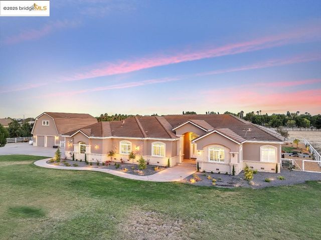 430 Ellisa Ln, Brentwood, CA 94513