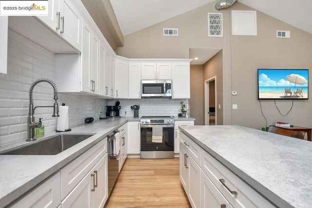 430 Ellisa Ln, Brentwood, CA 94513