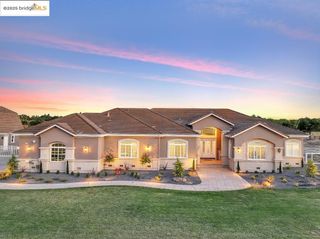 430 Ellisa Ln, Brentwood, CA 94513