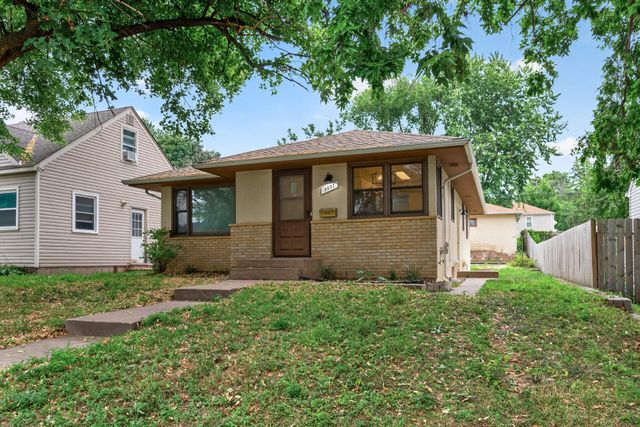 5037 4th Street NE, Columbia Heights, MN 55421