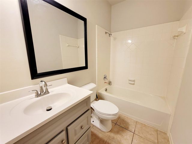 812 Featherbrook Court, Sugar Land, TX 77479