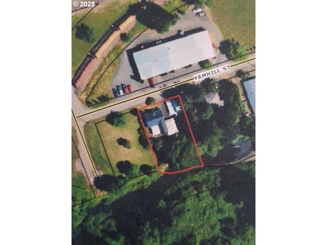 453 Ne YAMHILL St, Willamina, OR 97396