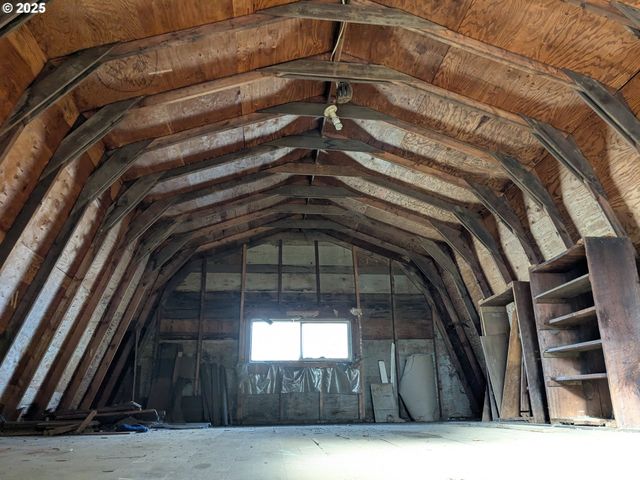 453 Ne YAMHILL St, Willamina, OR 97396