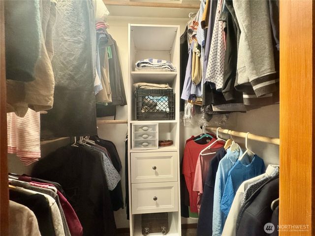 511 364 Street Ct S, Roy, WA 98580