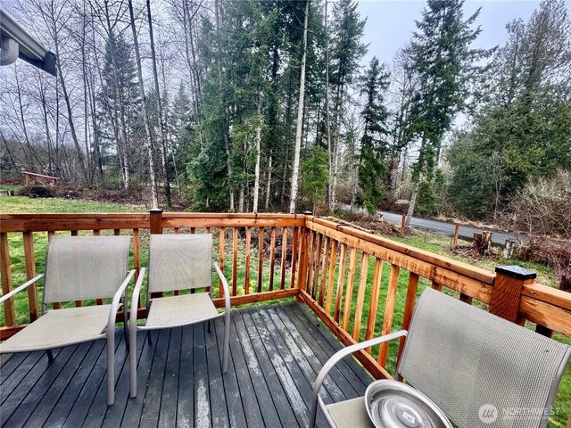 511 364 Street Ct S, Roy, WA 98580