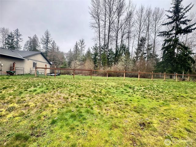 511 364 Street Ct S, Roy, WA 98580