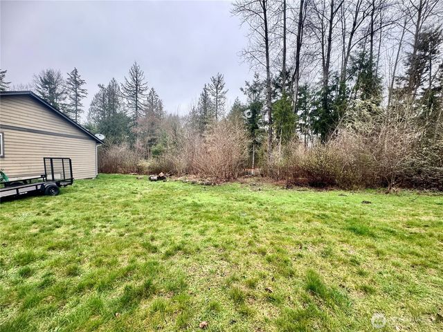 511 364 Street Ct S, Roy, WA 98580