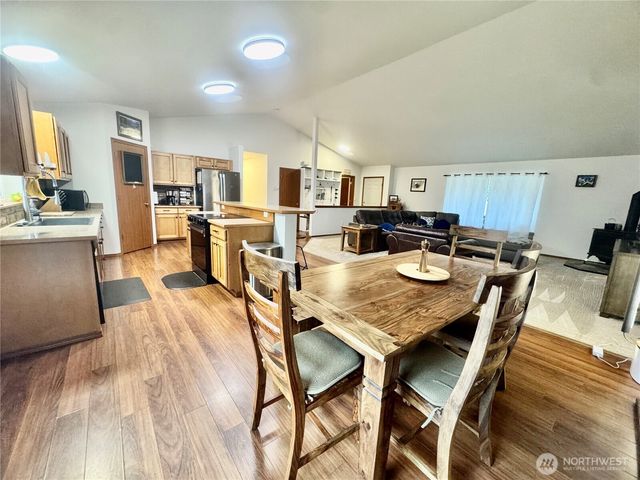 511 364 Street Ct S, Roy, WA 98580