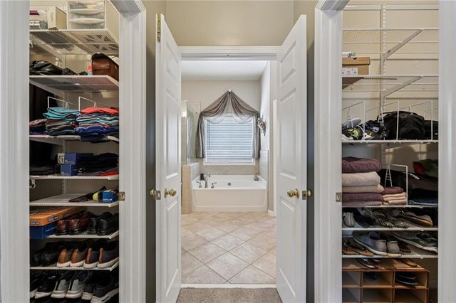 3301 Lost Meadows Lane, Buford, GA 30519