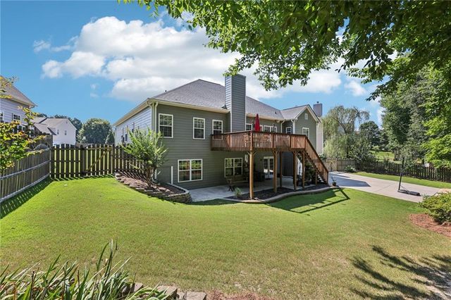 3301 Lost Meadows Lane, Buford, GA 30519