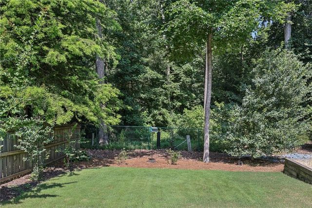 3301 Lost Meadows Lane, Buford, GA 30519
