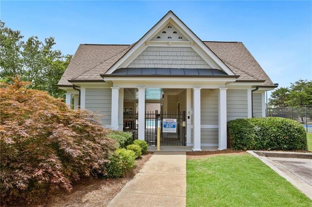 3301 Lost Meadows Lane, Buford, GA 30519