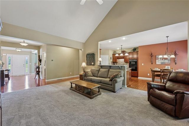 3301 Lost Meadows Lane, Buford, GA 30519